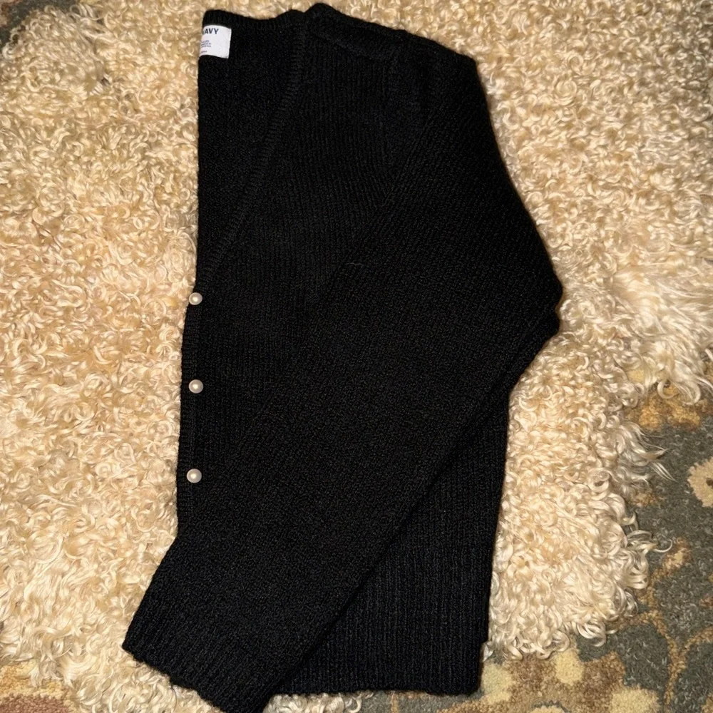 Lot of 4 Old Navy Tops/Sweaters
All Size L - Picture 2 of 5